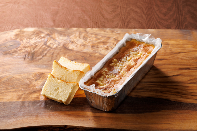 【莨屋 塩座の塩使用】生塩チーズケーキ