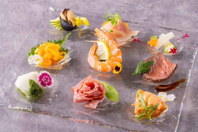 《New!》HALF BUFFET LUNCH (平日限定）