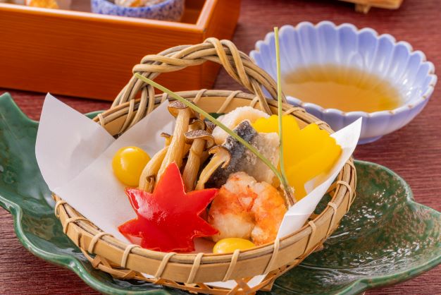 御河会席　みかわかいせき ９~10月
